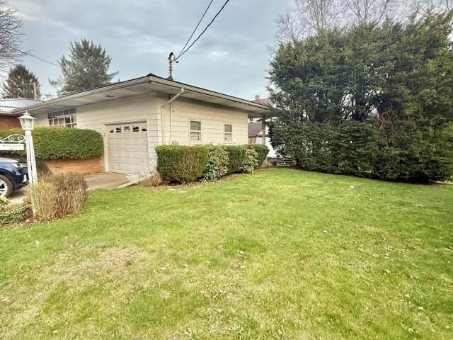 Property Photo:  1411 Allegheny Avenue  PA 16365 