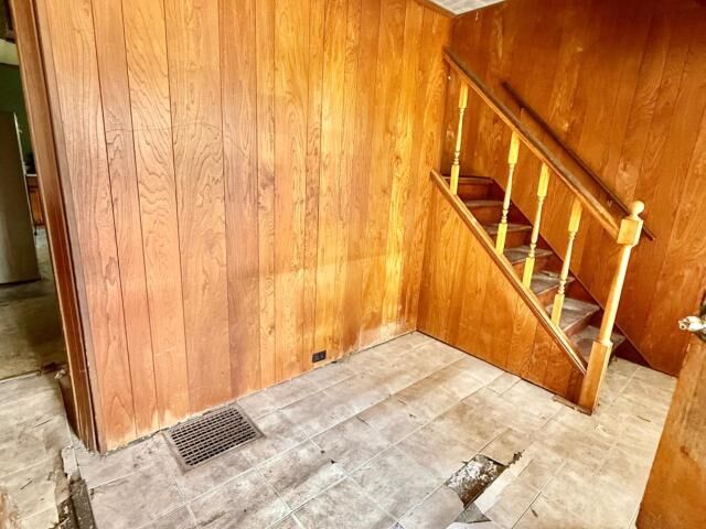 Property Photo:  211 Madison Avenue  PA 16365 