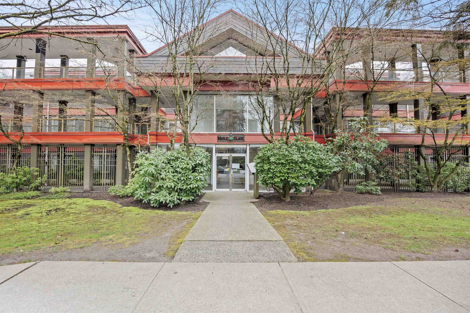 Property Photo: 4951 Sanders Street 207 BC V5H 1S8