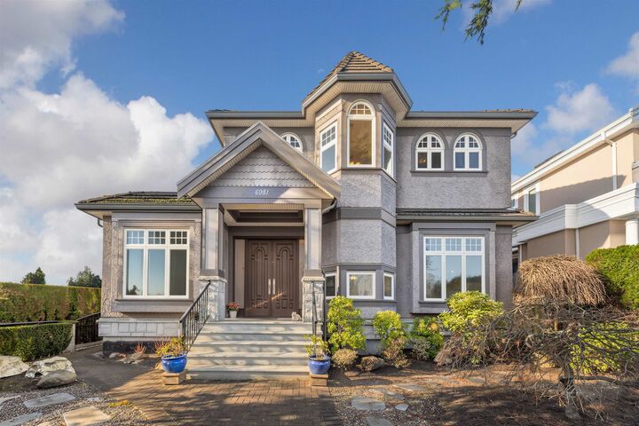 6981 Laurel Street — photo 1