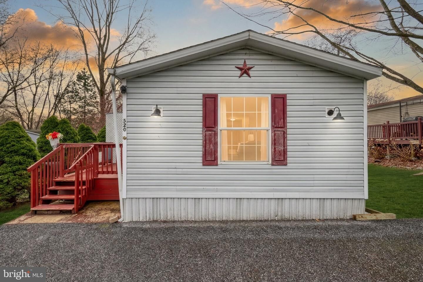 Property Photo:  520 Quail Court  PA 17050 