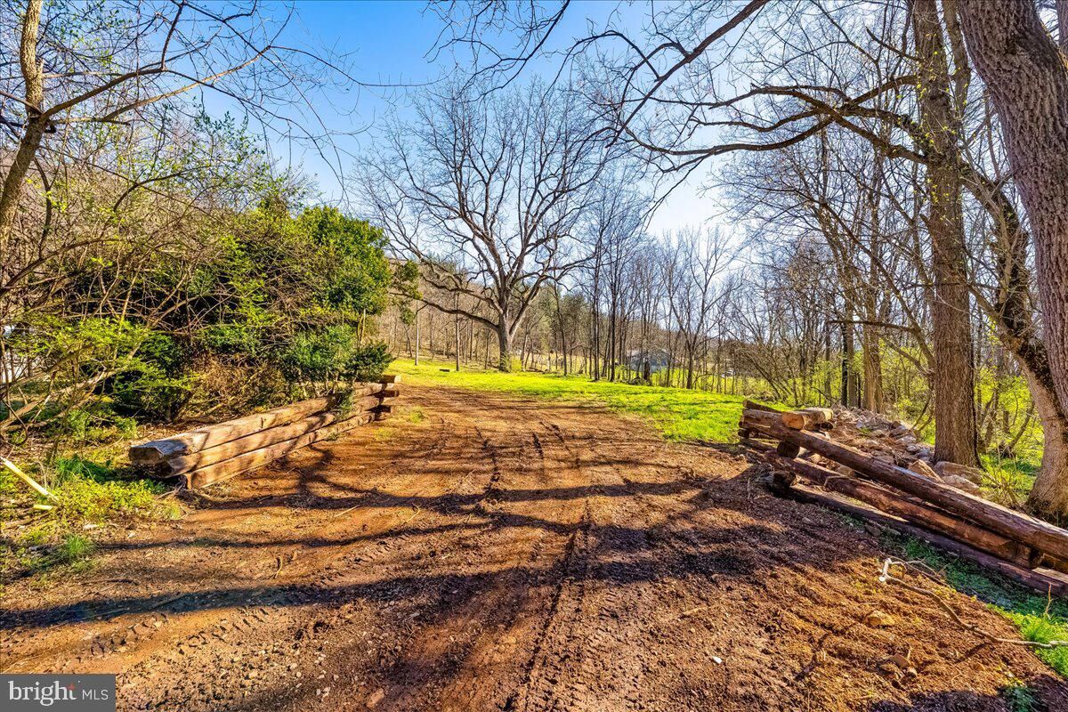 Property Photo: 19133 Geeting Road MD 21756