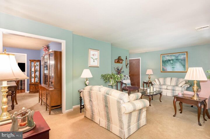 Property Photo:  417 Ray Mar Road  PA 19363 