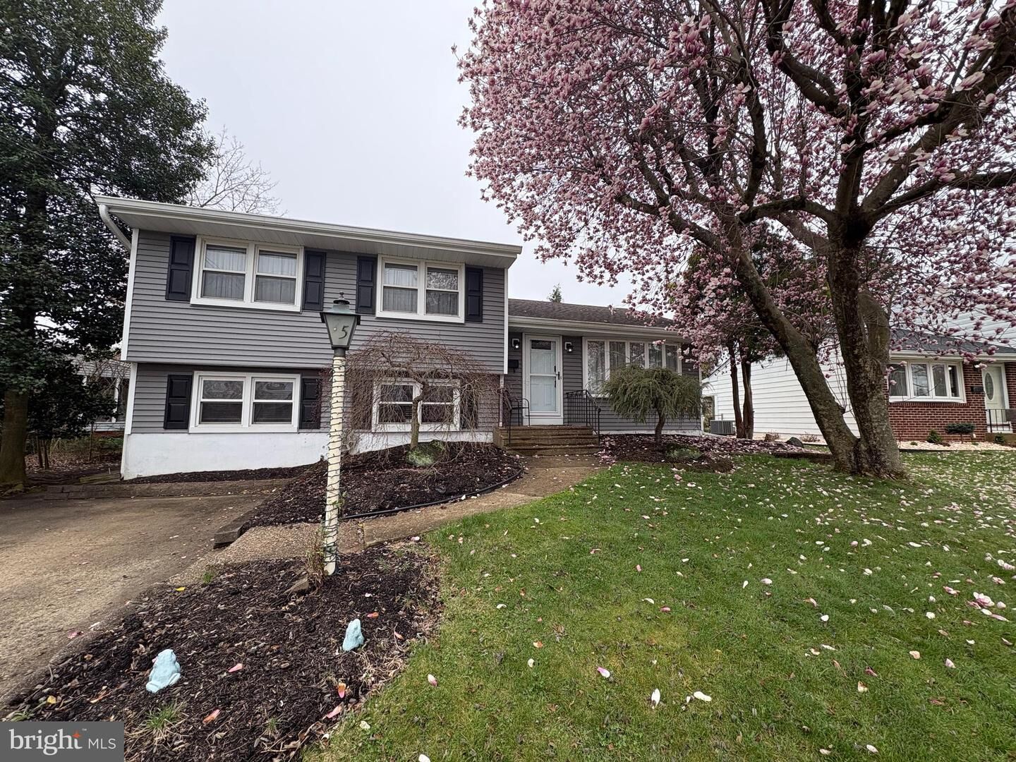 Property Photo:  75 Winding Way  NJ 08620 