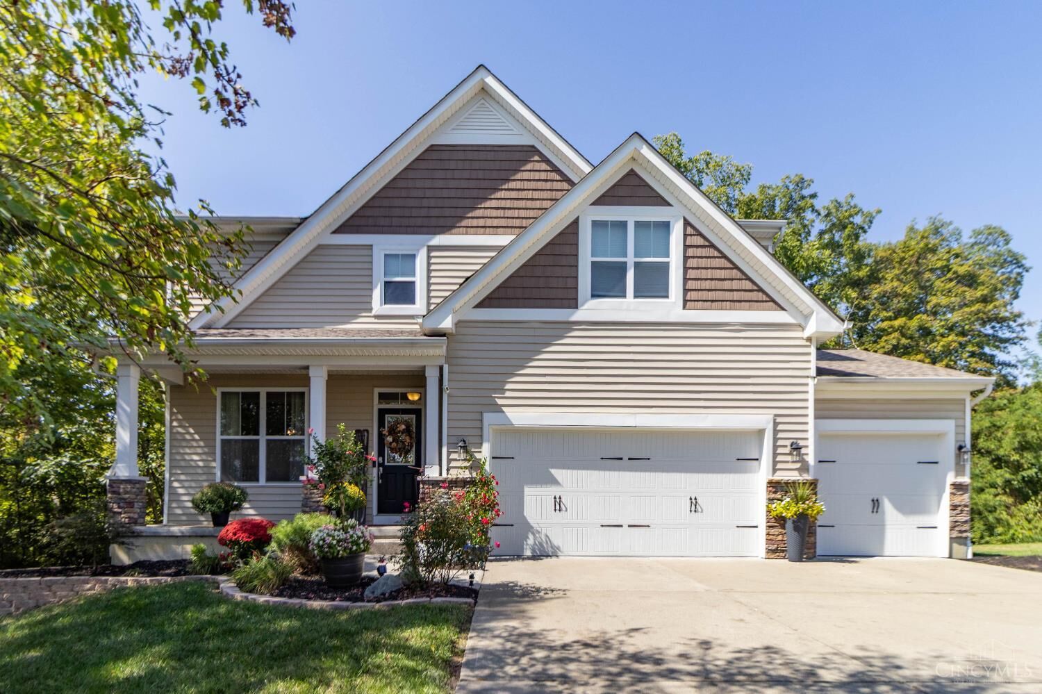 Property Photo:  880 Sunrise Ridge Court  OH 45039 
