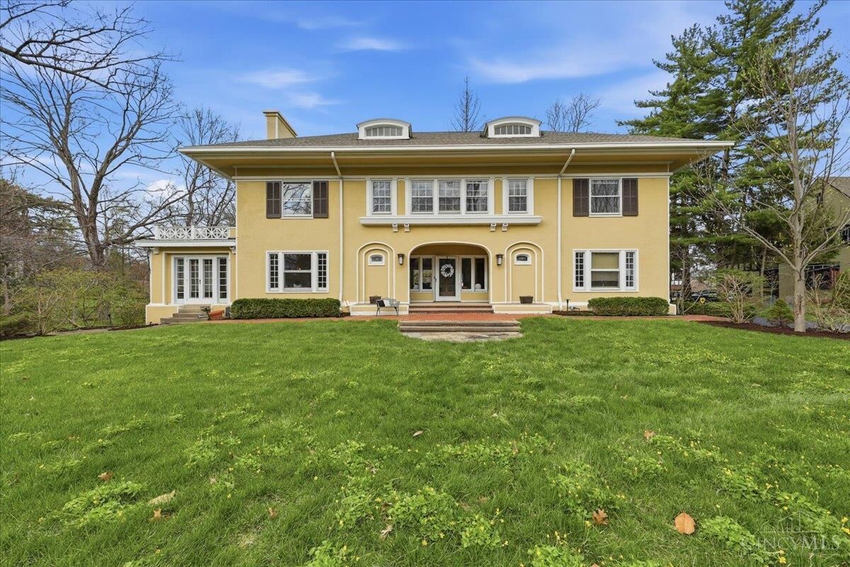 Property Photo:  1 Annwood Lane  OH 45206 