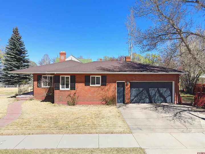 Property Photo: 222 La Veta Avenue CO 81101