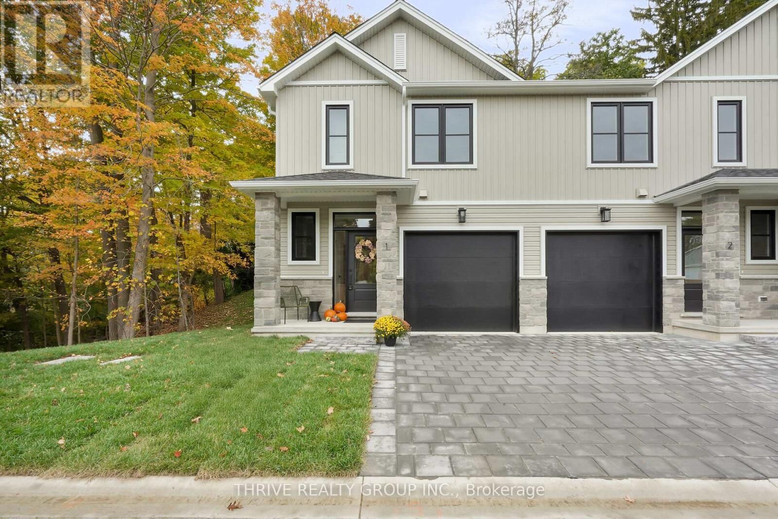 Property Photo: 279 Hill Street 9 ON N5L 0C4