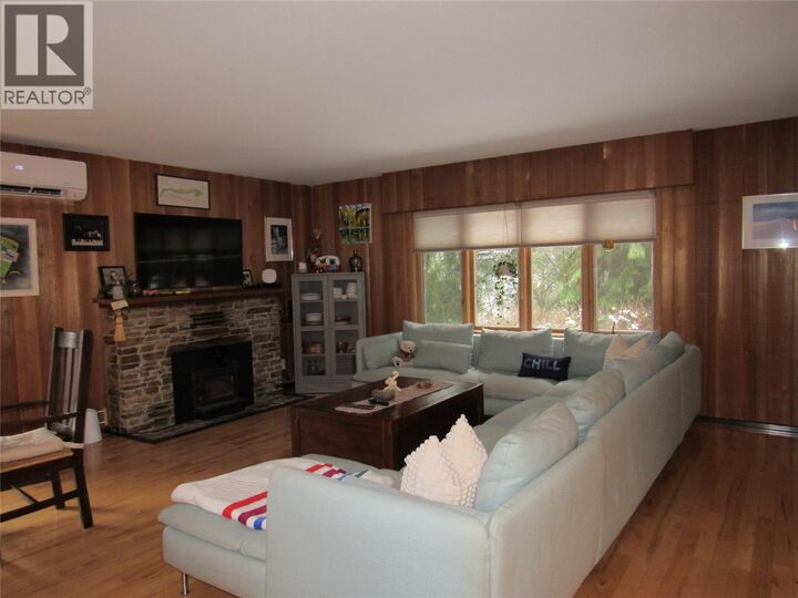 Property Photo: 5375 Allendale Crescent BC V1N 4V8