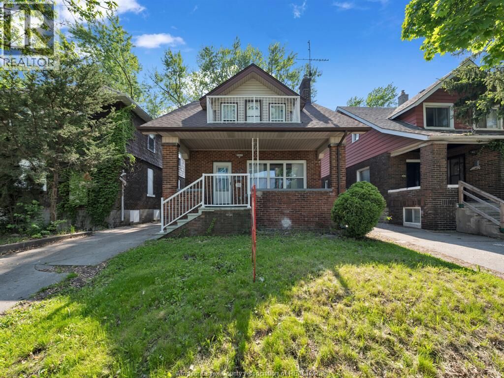 Property Photo:  353 Indian Road 3  ON N9E 2M1 