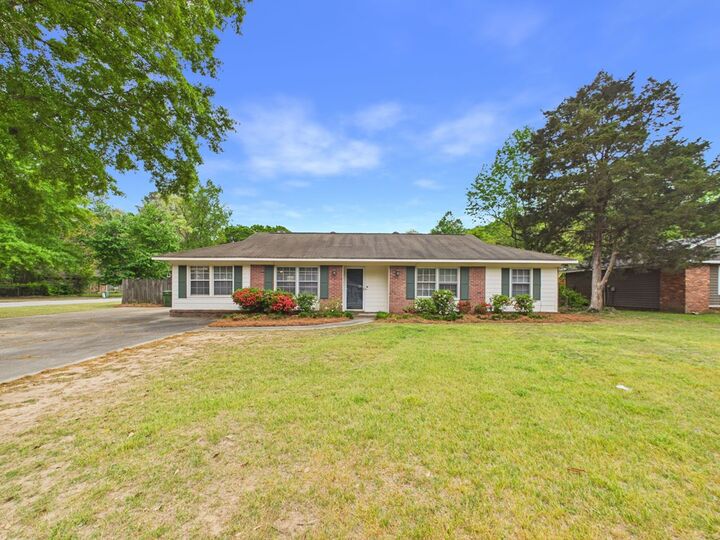 Property Photo:  6625 Charter Oaks Circle  GA 31909 