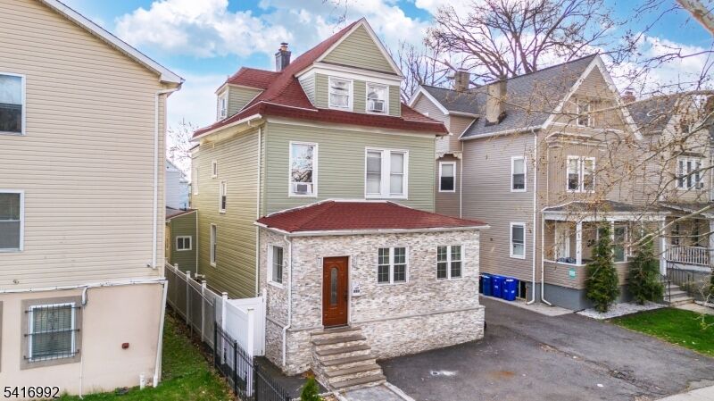 Property Photo:  133 William Street  NJ 07017 