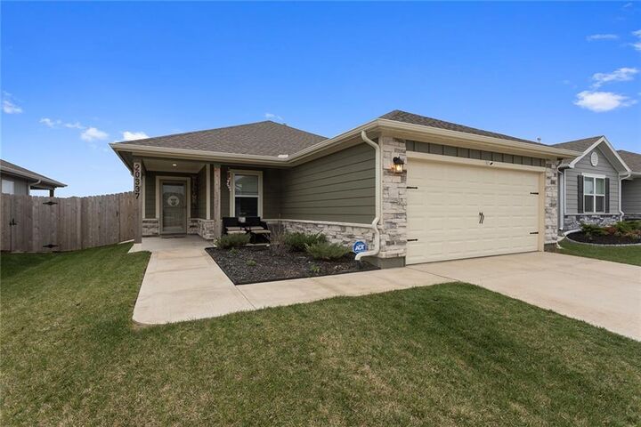 Property Photo: 20337 W 193rd Terrace KS 66083