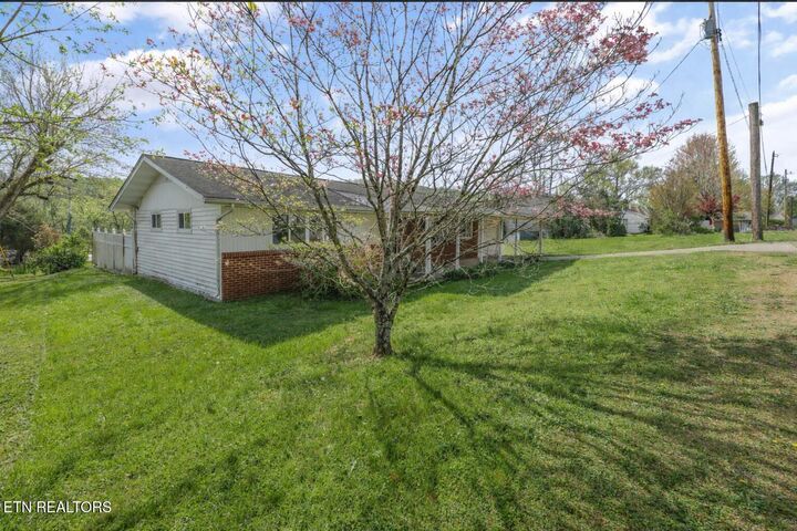 Property Photo: 107 Beverly Circle TN 37830