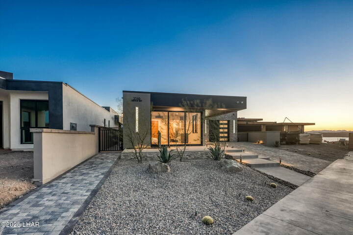 Property Photo: 2310 Anchor Way AZ 86406