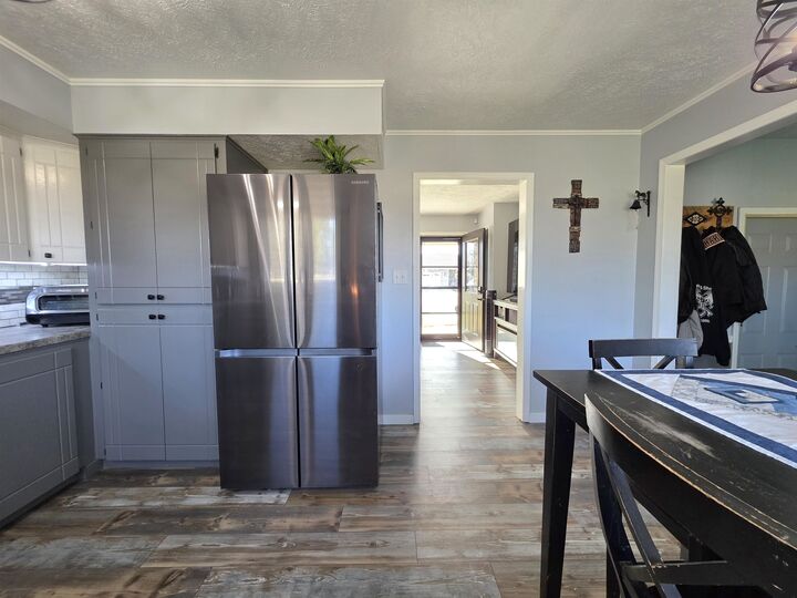 Property Photo:  207 W Redwood Dr  NE 69101 