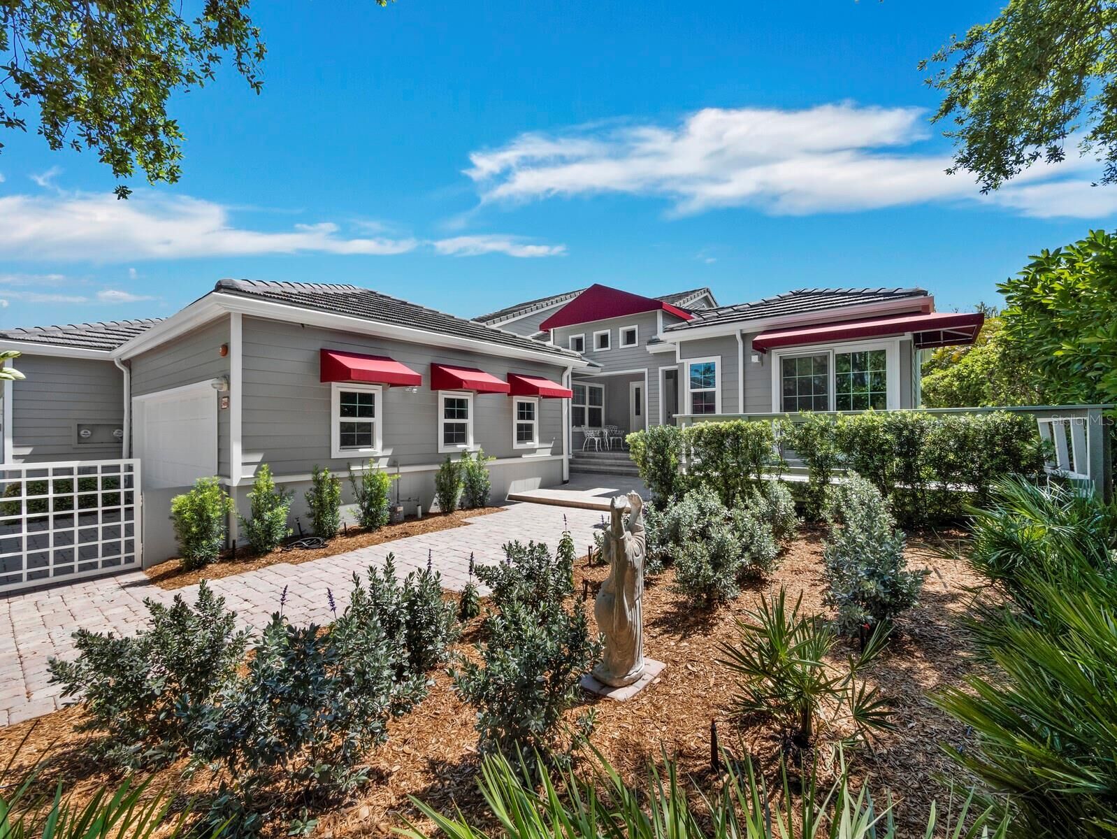 Property Photo: 3466 Winding Oaks Drive 35 FL 34228