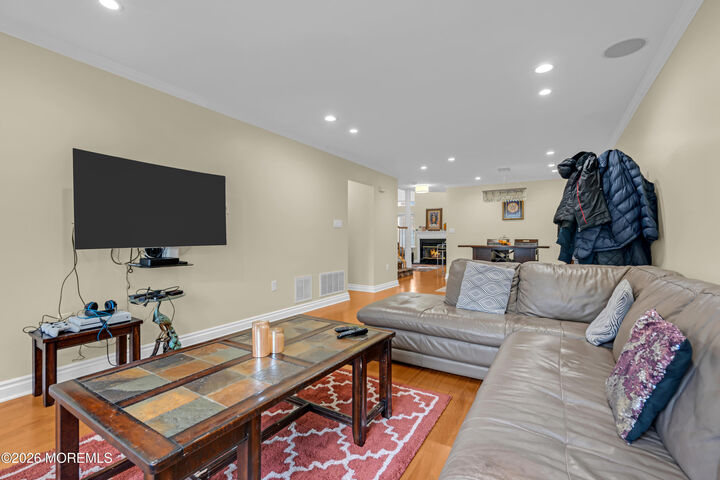 Property Photo: 305 Tuxford Court NJ 08534