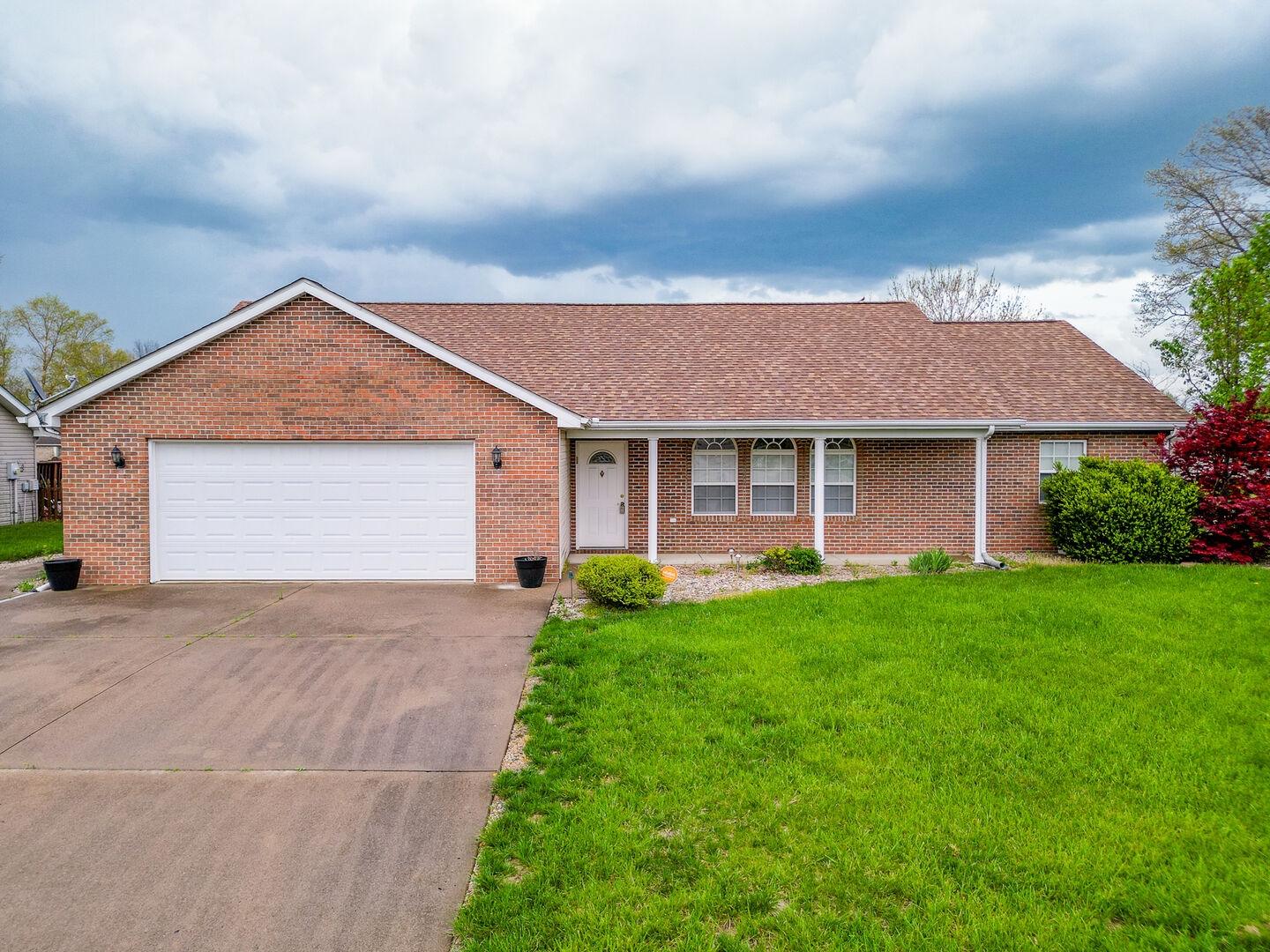 Property Photo:  1401 Posey Street  IL 62959 