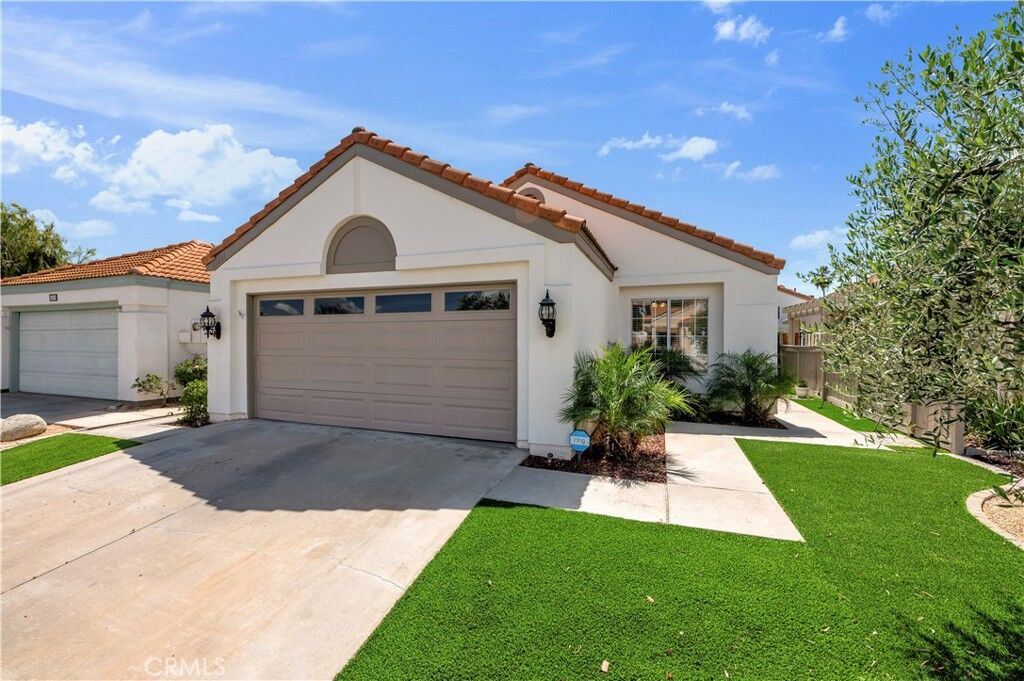 Property Photo:  28021 Palm Villa  CA 92584 
