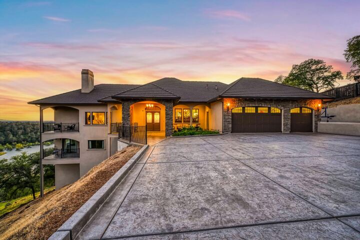 Property Photo:  2095 Driftwood Circle  CA 95762 