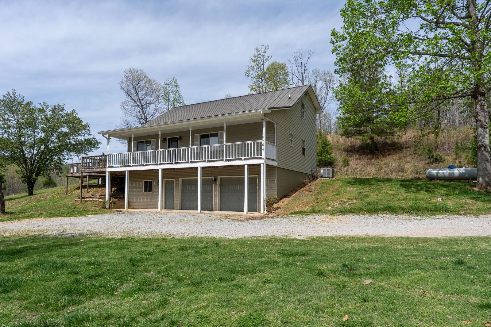 Property Photo: 1819 Lawrenceburg Hwy TN 38485