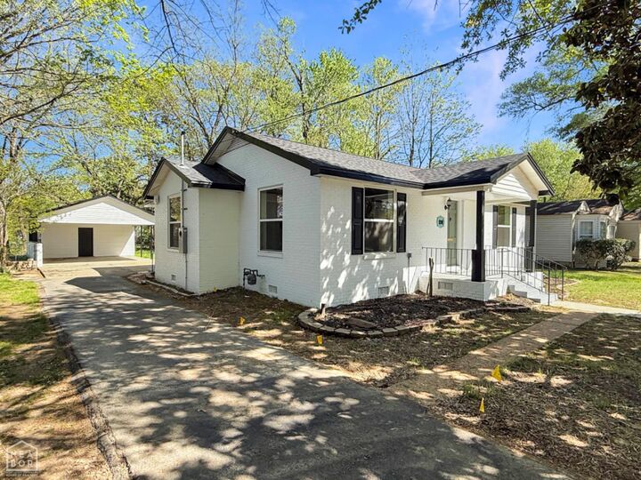 Property Photo:  1130 Vine Street  AR 72401 