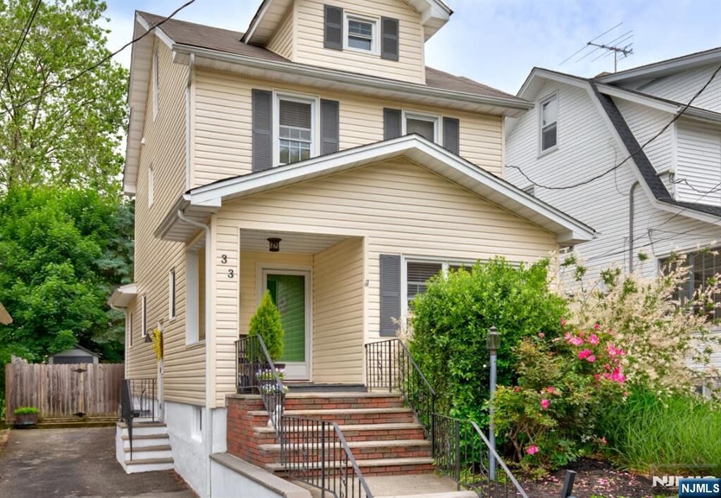 Property Photo: 33 Norwood Place NJ 07003