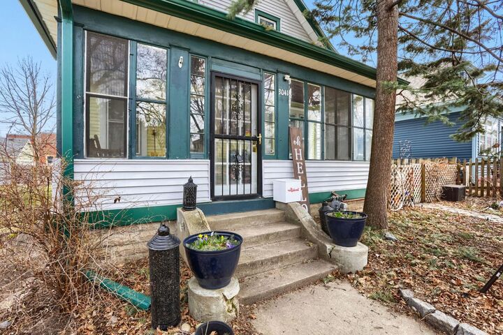 Property Photo:  3041 12th Avenue S  MN 55407 