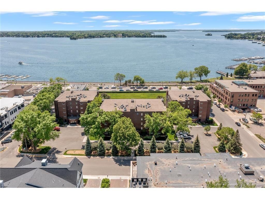 Property Photo:  540 Indian Mound Street 1A  MN 55391 