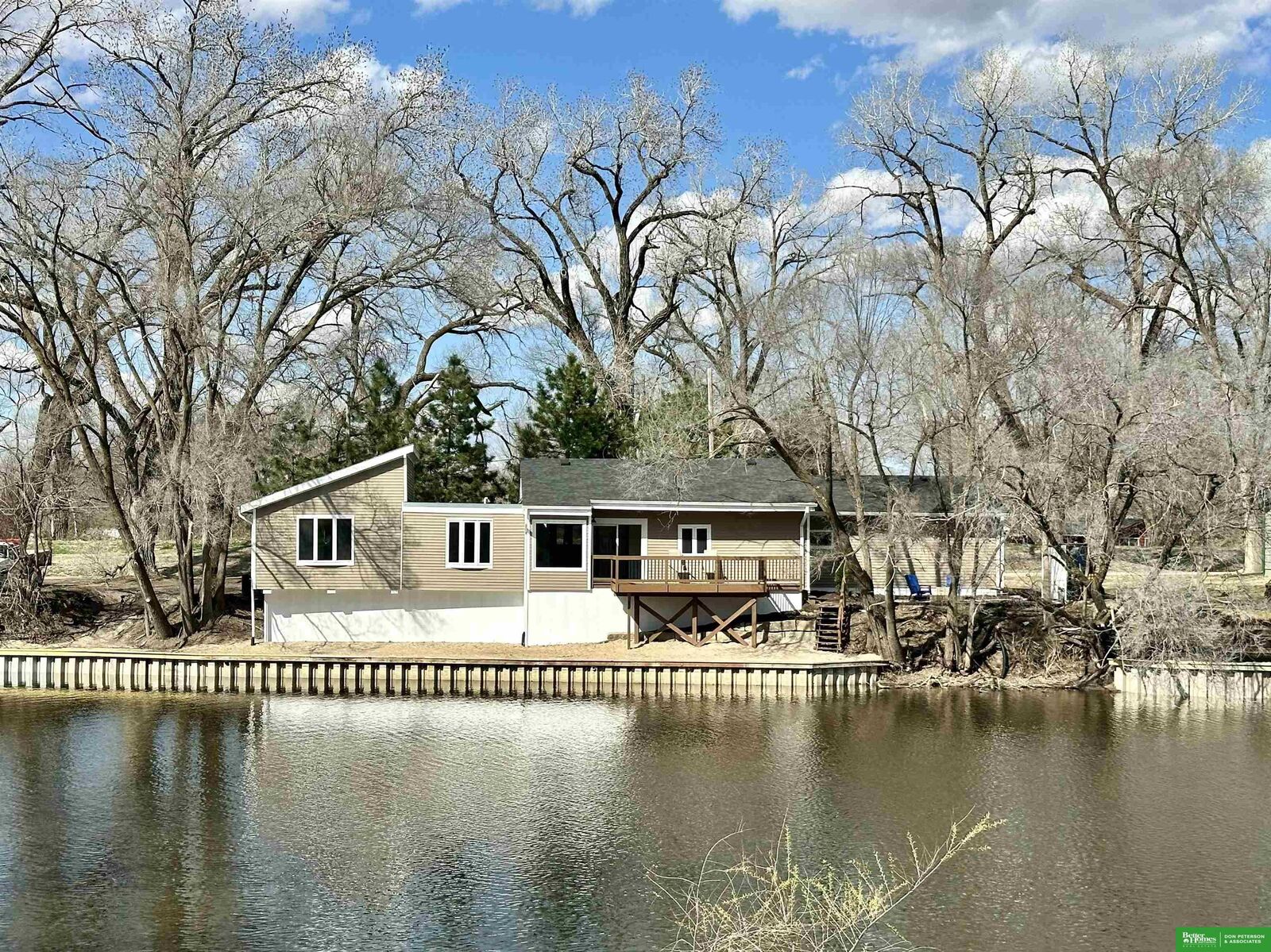 Property Photo: 720 Boulevard Street Lot #5 NE 68025