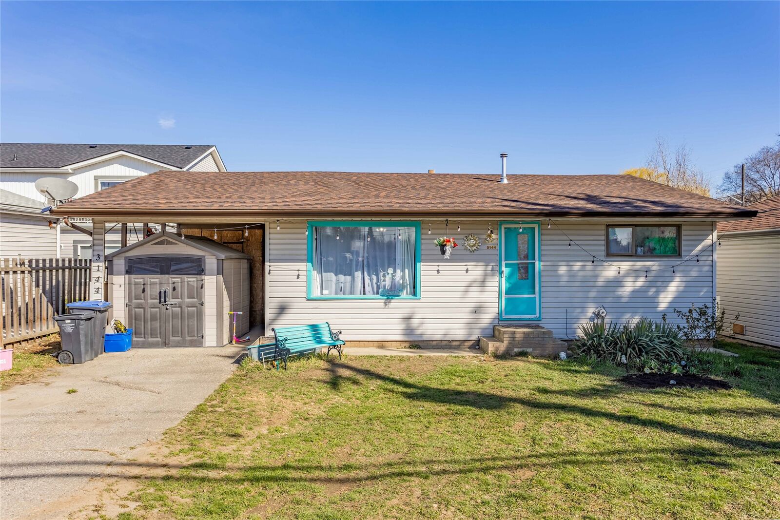 Property Photo:  3144 Woodsdale Road  BC V4V 1X8 