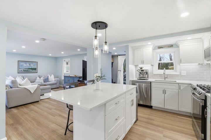 Property Photo:  110 Union St  MA 01746 