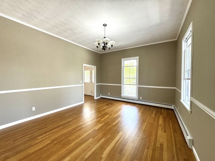 Property Photo:  6 Rockland Place 6  MA 02464 