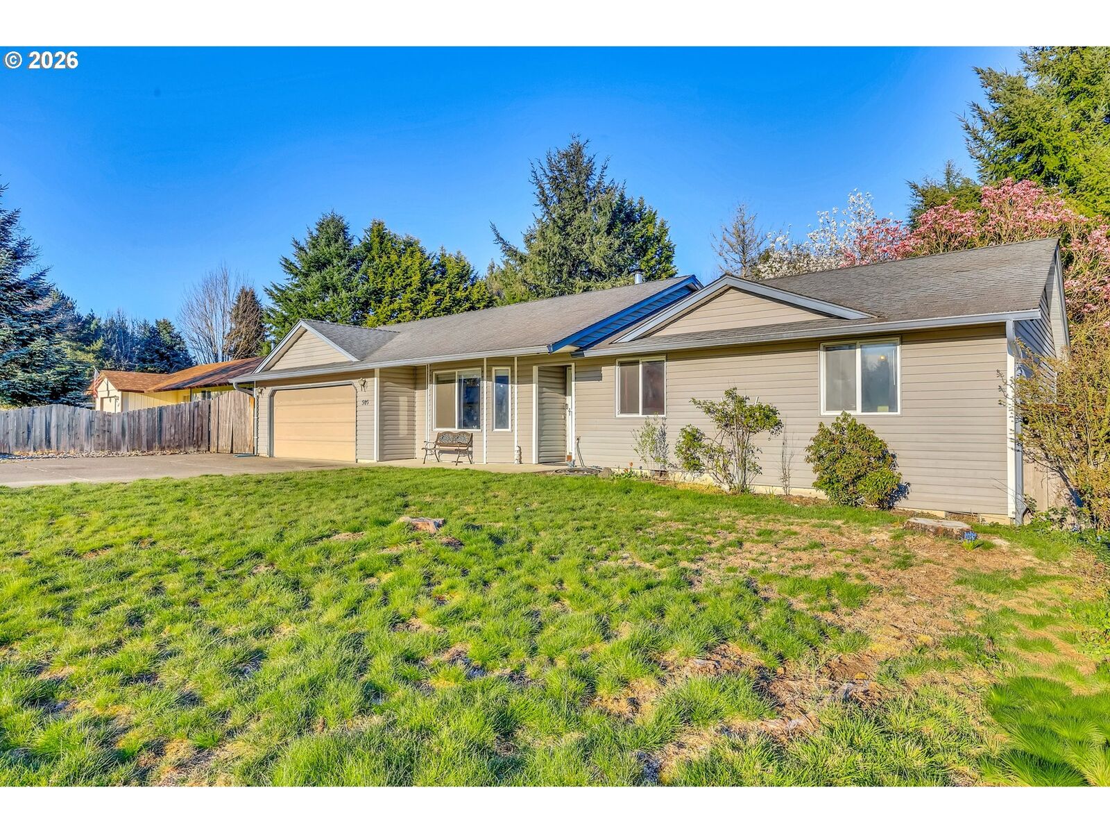 Property Photo:  505 N Hubbard Ave  WA 98675 