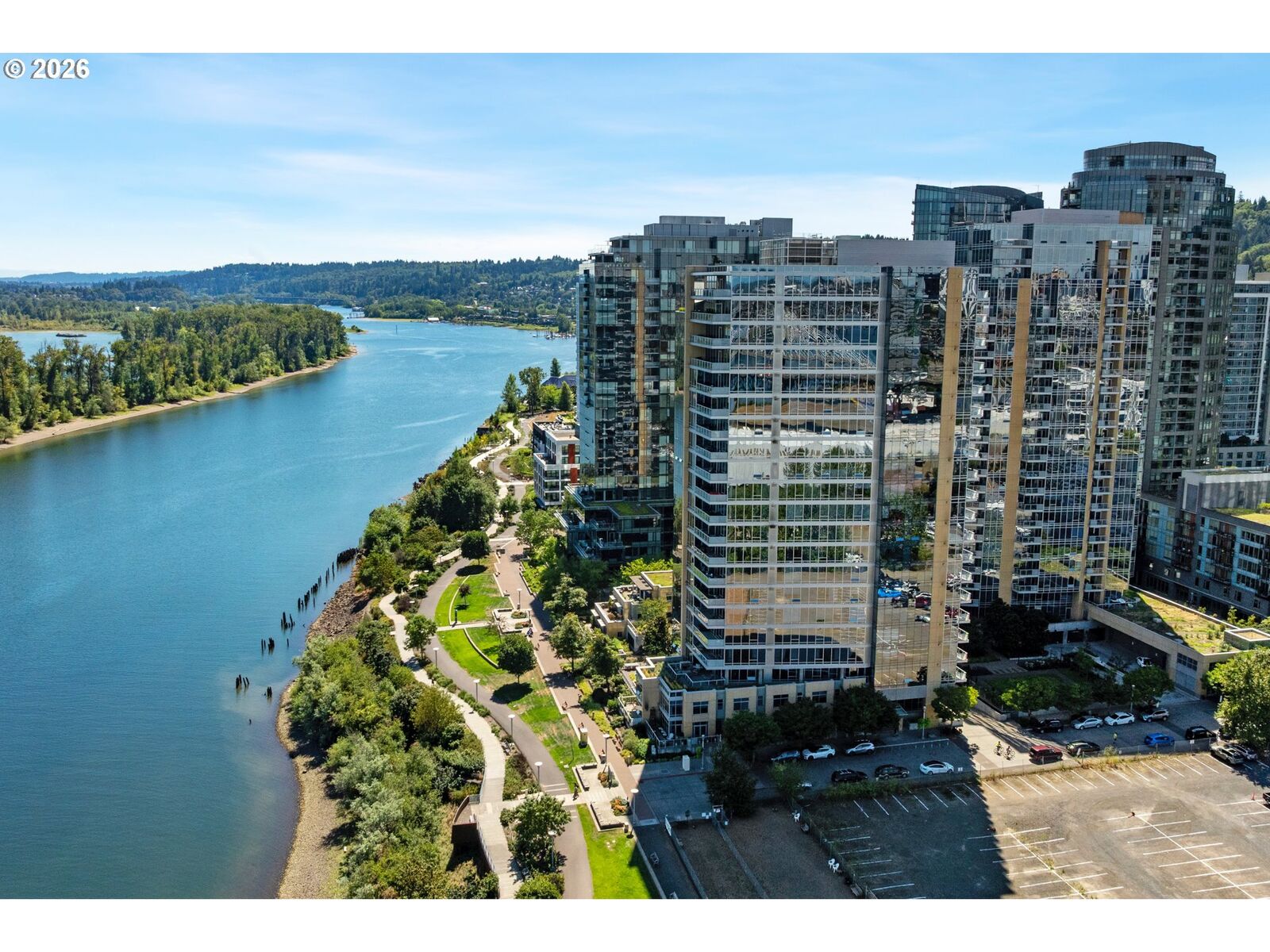 Property Photo:  3570 S River Pkwy 1313  OR 97239 