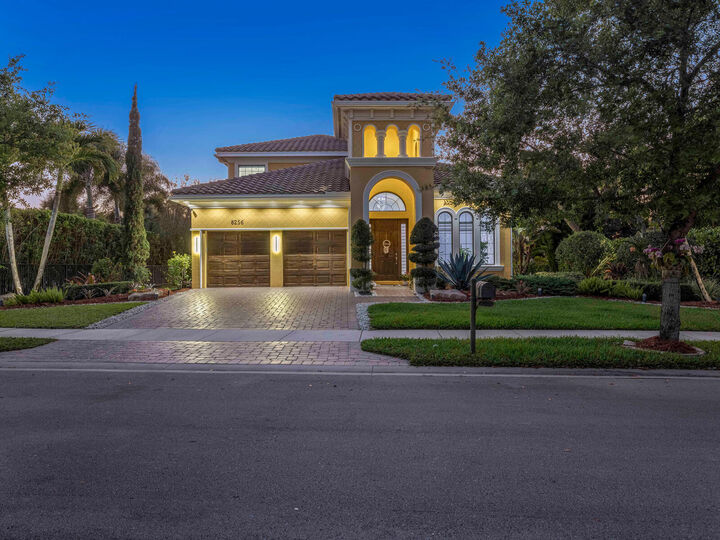 Property Photo:  8256 Bradford Way  FL 33076 