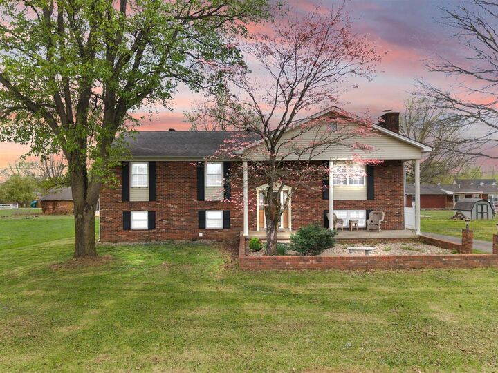 Property Photo:  1524 Elmhurst Drive  KY 41183 