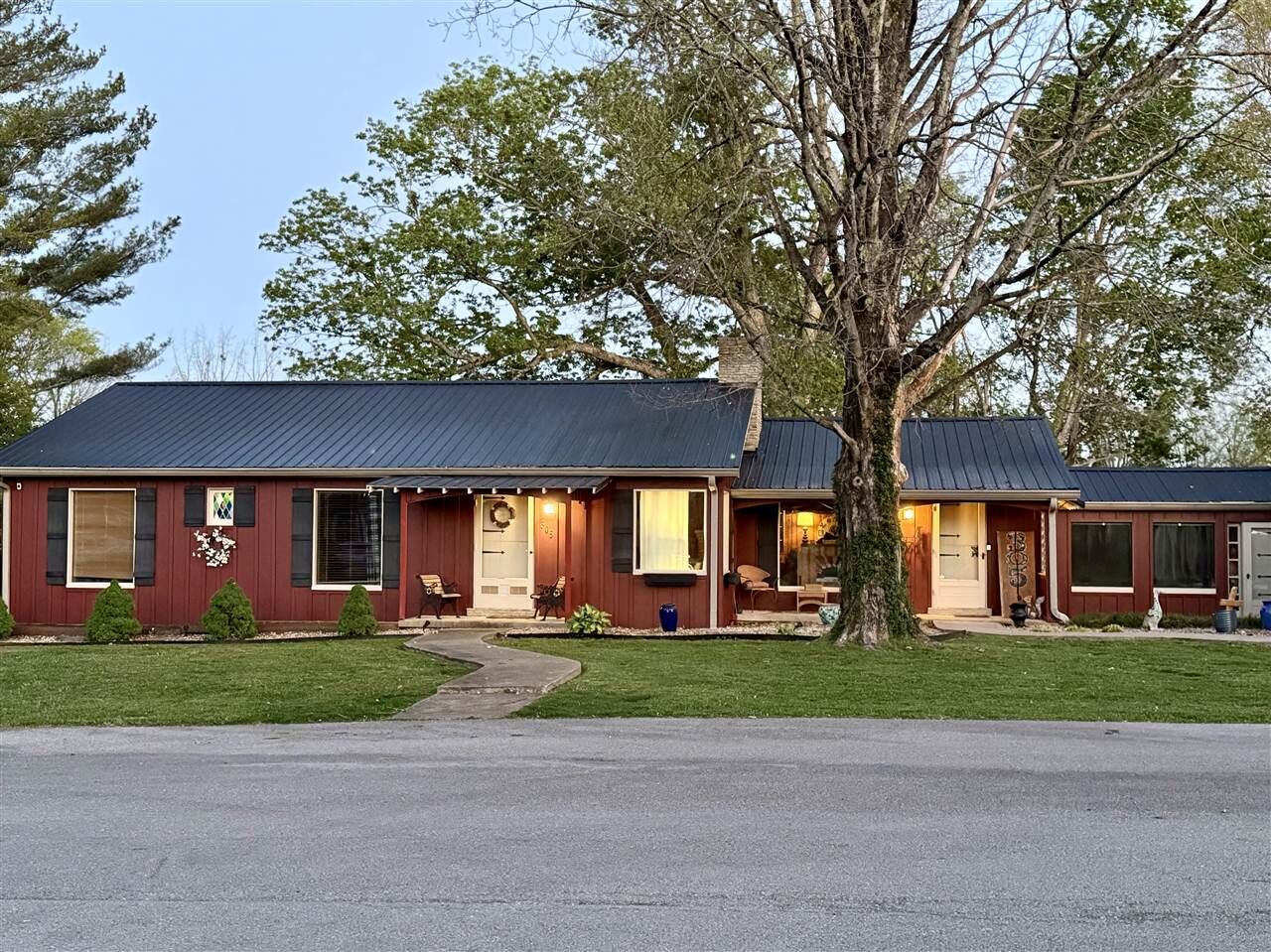 Property Photo:  305 Brice Avenue  KY 42141 