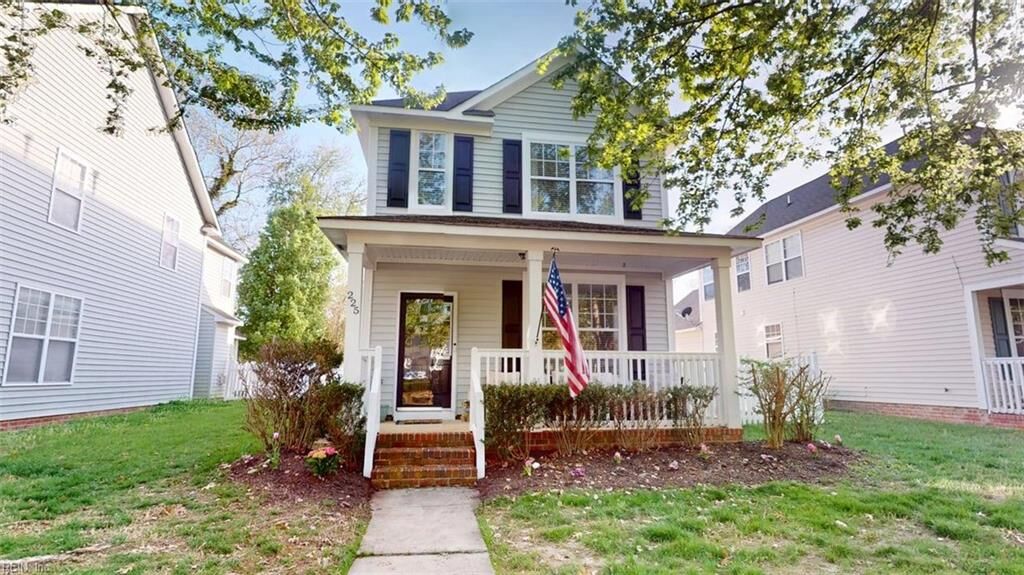 Property Photo:  225 W Gilbert St  VA 23669 