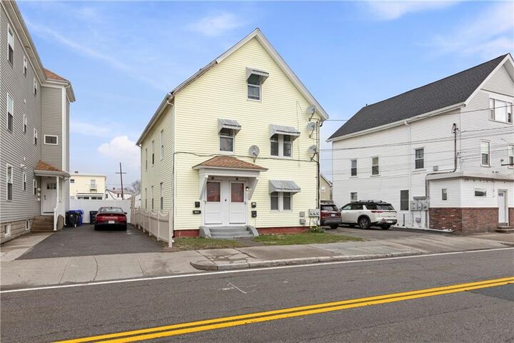 Property Photo:  400 Benefit Street  RI 02903 