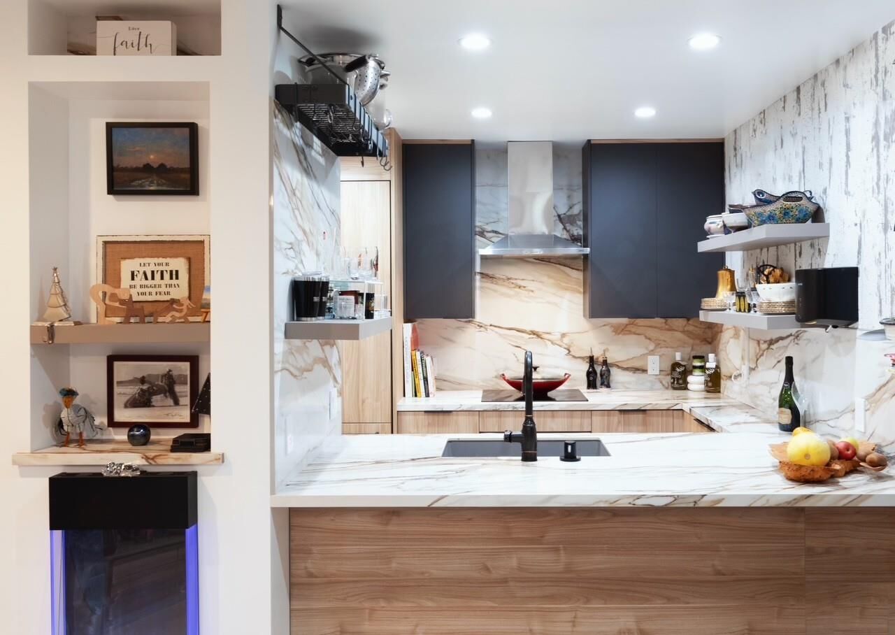 Property Photo: 324 Catalpa Street 111 CA 94401