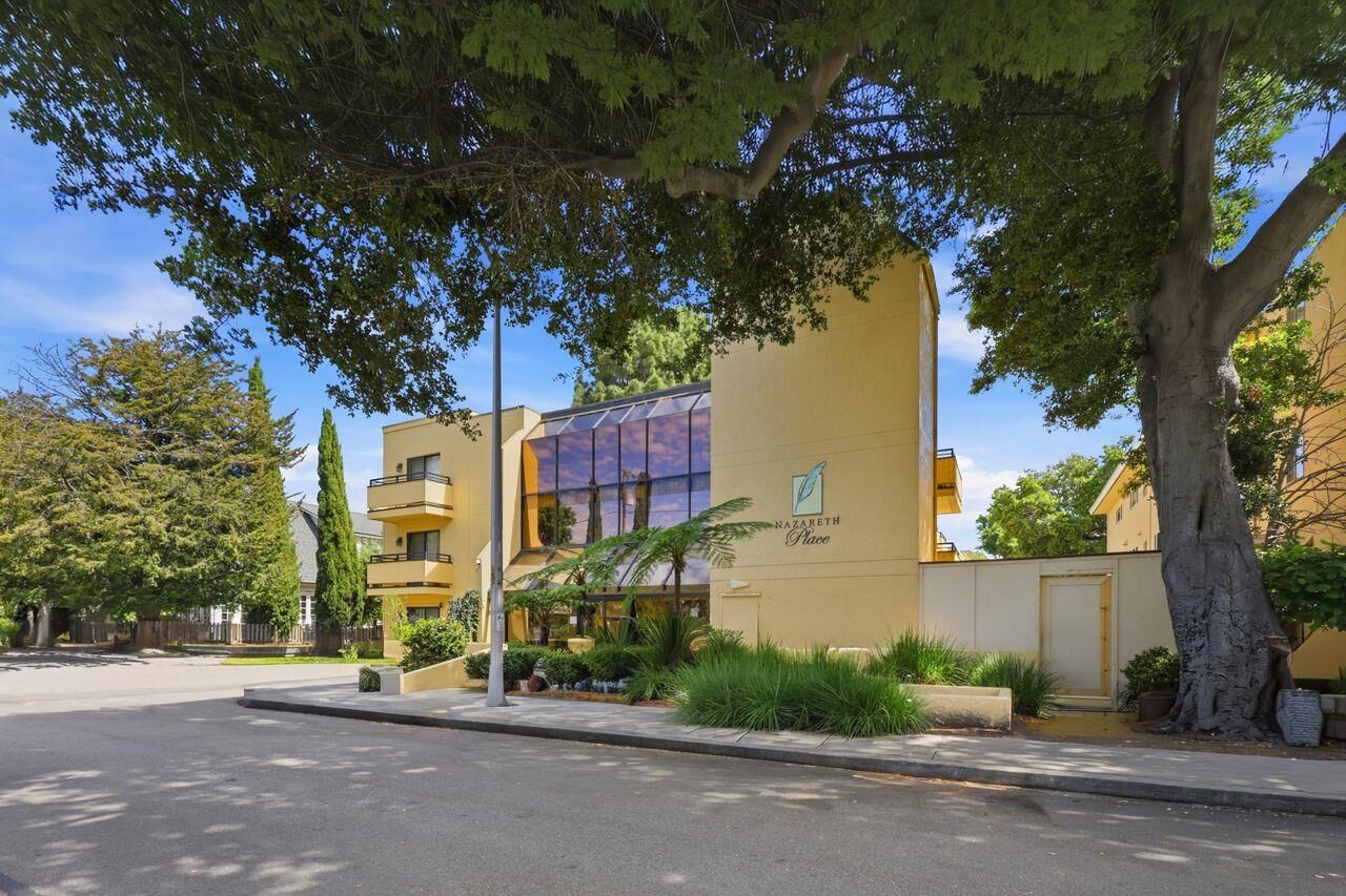 Property Photo:  324 Catalpa Street 111  CA 94401 