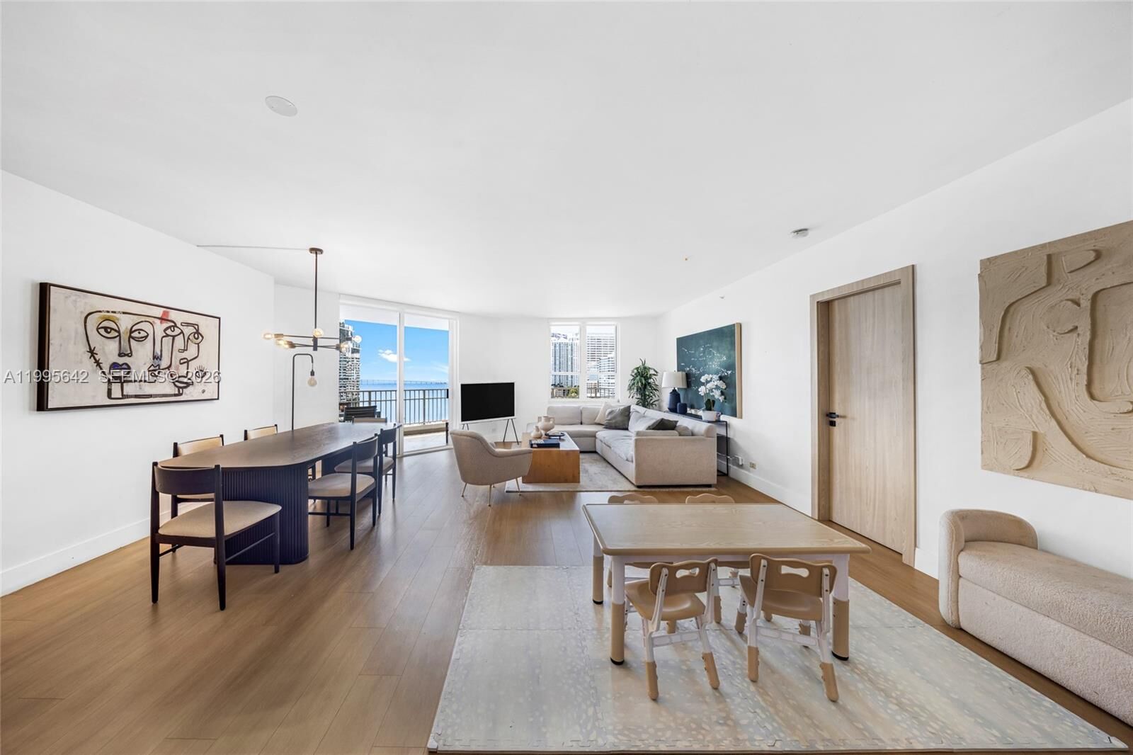 Property Photo:  701 Brickell Key Blvd 1112  FL 33131 