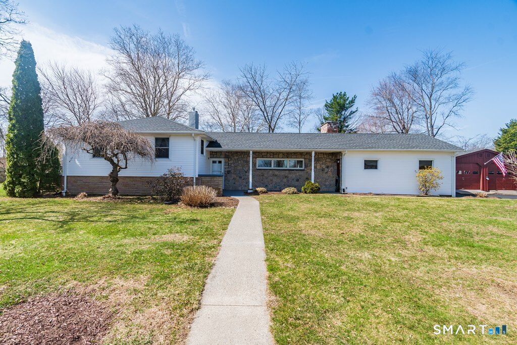 Property Photo:  12 Crest Road  CT 06811 