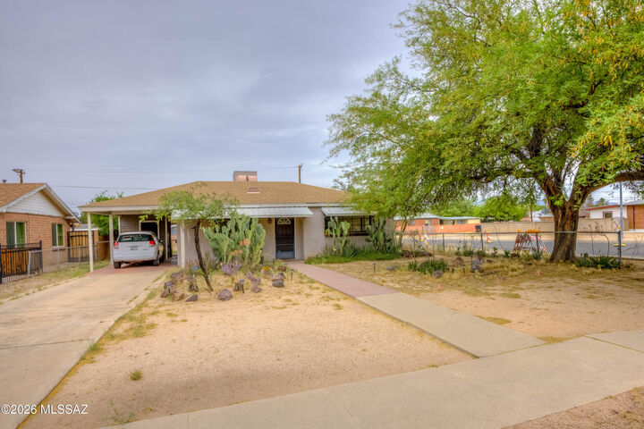 Property Photo:  2437 E Beverly Drive  AZ 85719 