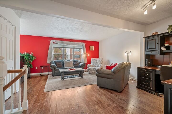 Property Photo:  86 Springmeadow  PA 15236 