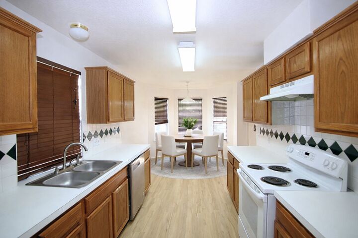 Property Photo: 1910 Balsam Way TX 78665