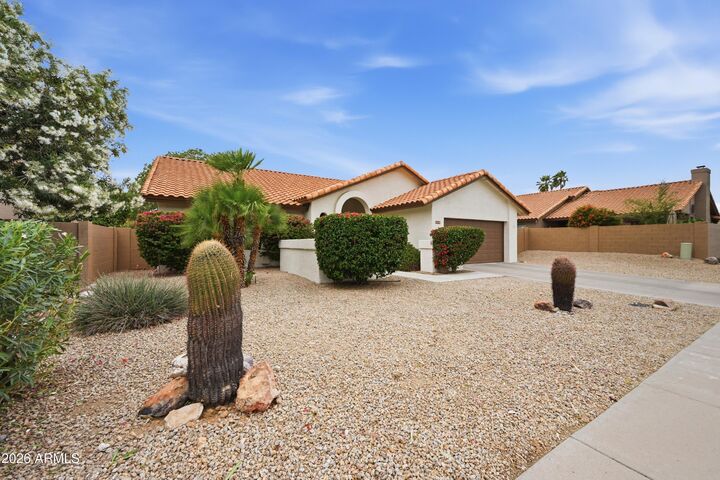 Property Photo: 13126 N 99th Place AZ 85260
