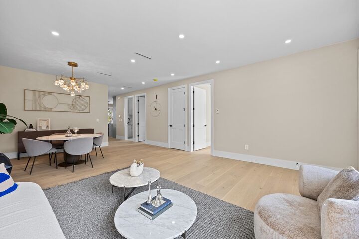 Property Photo: 5115 Buxton Street 2 BC V5H 1J7